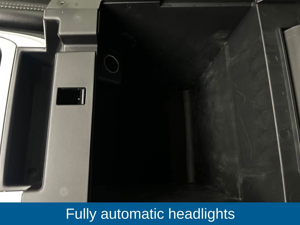 Certified 2022 Ford Explorer XLT w/ Equipment Group 202A image 48