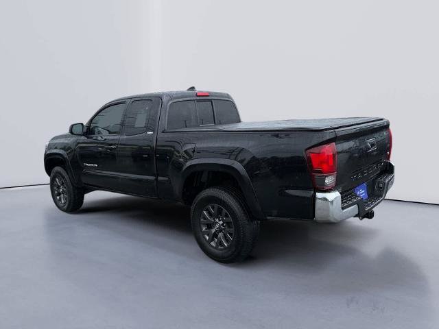 Used 2022 Toyota Tacoma SR5 RWD image 3