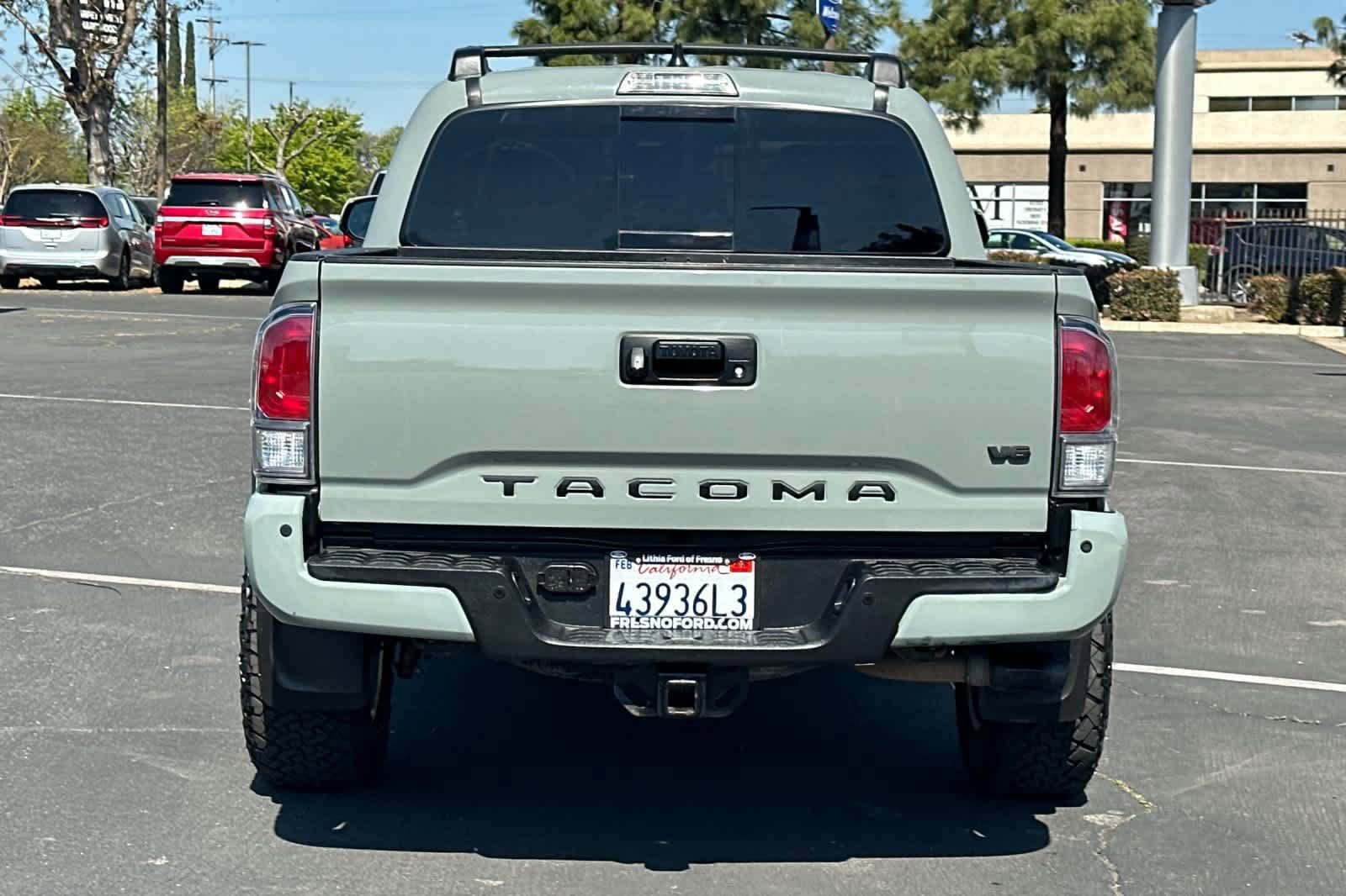 Used 2022 Toyota Tacoma TRD Off-Road w/ TRD Premium Off Road Package image 7