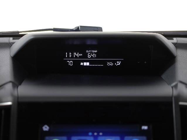 Used 2023 Subaru Crosstrek 2.0i Premium image 14