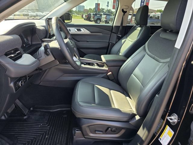 Certified 2026 Ford Explorer Active w/ Active Comfort Package RWD image 12