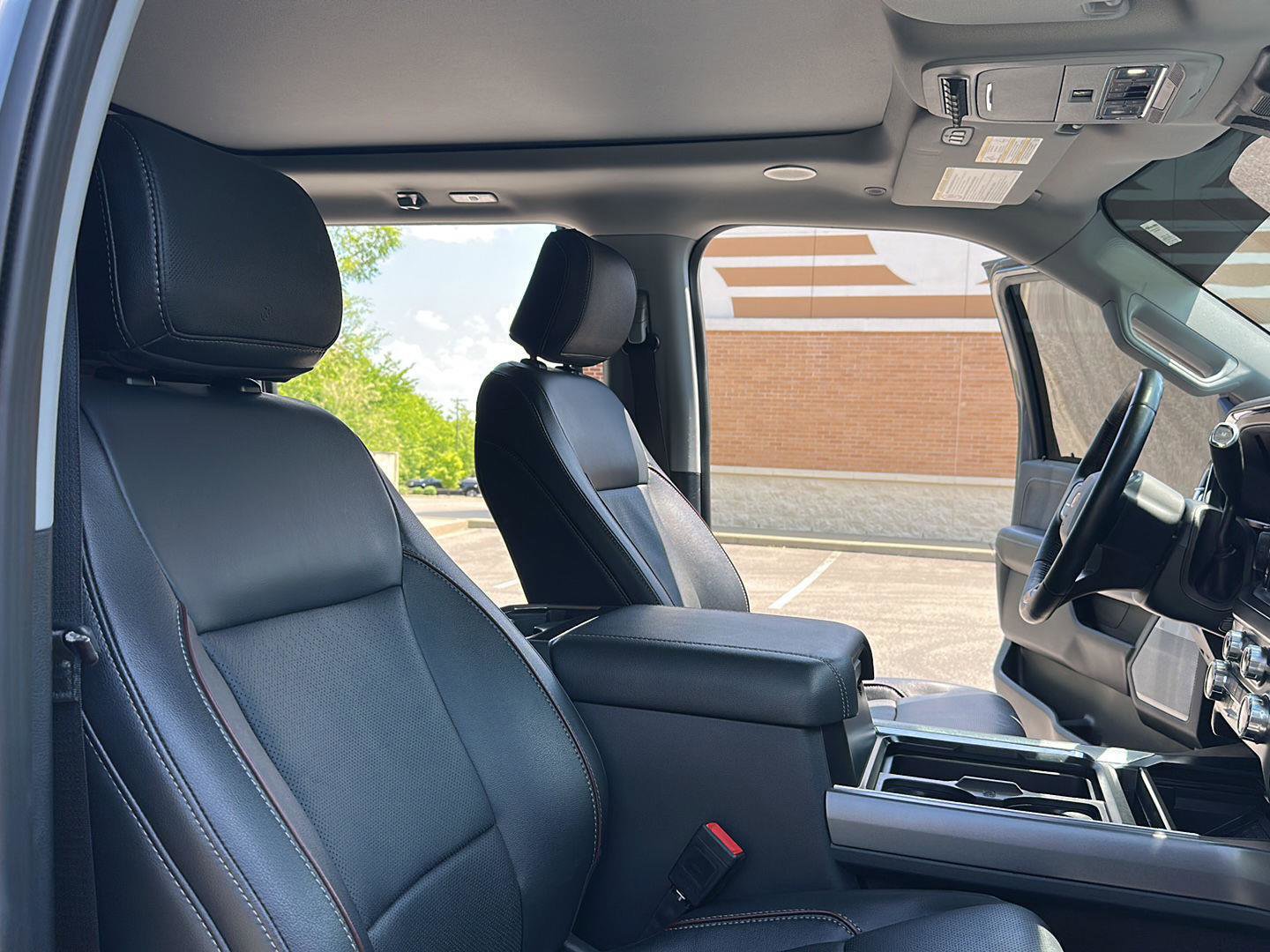 Certified 2023 Ford F250 Lariat w/ Lariat Ultimate Package AWD/4WD image 34