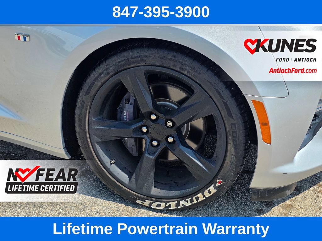 Used 2018 Chevrolet Camaro SS RWD image 9