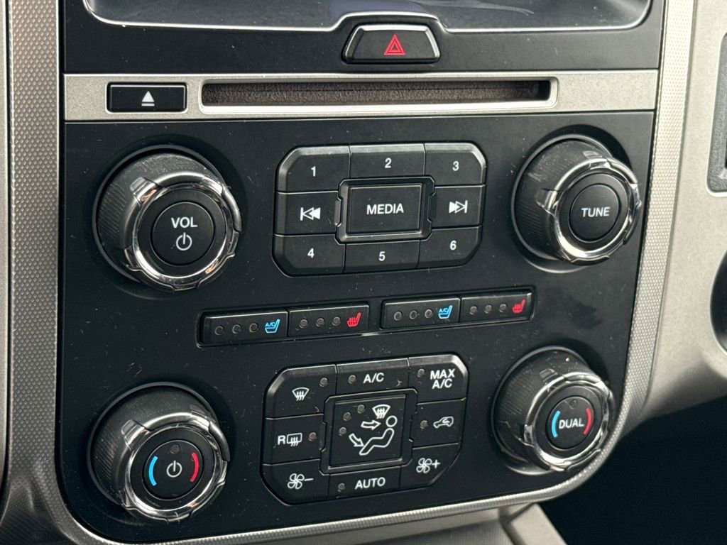 Certified 2017 Ford Expedition XLT w/ Equipment Group 202A image 23