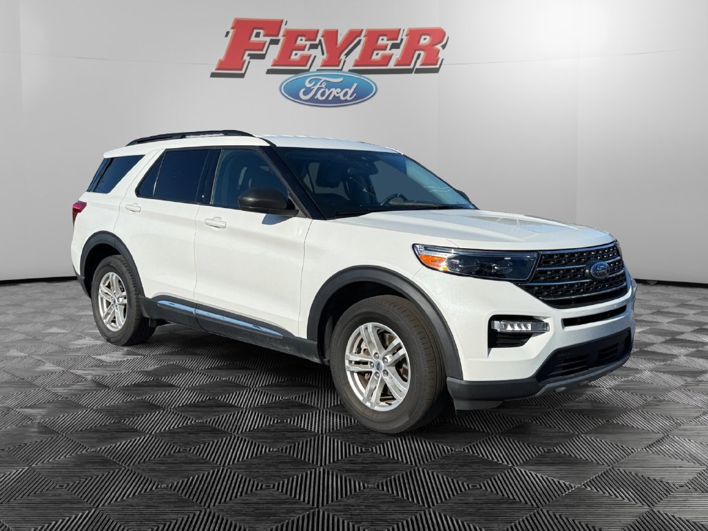 Certified 2023 Ford Explorer XLT w/ Equipment Group 202A AWD/4WD image 7