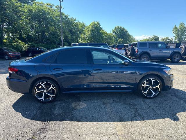 Used 2020 Volkswagen Passat 2.0T R-Line FWD image 4