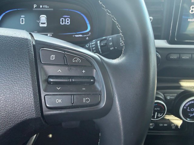 Used 2024 Hyundai Venue Limited FWD image 19