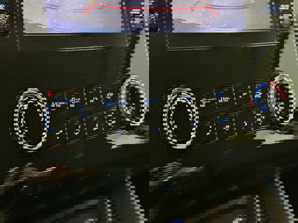 Used 2022 Hyundai Tucson SEL w/ Cargo Package image 21