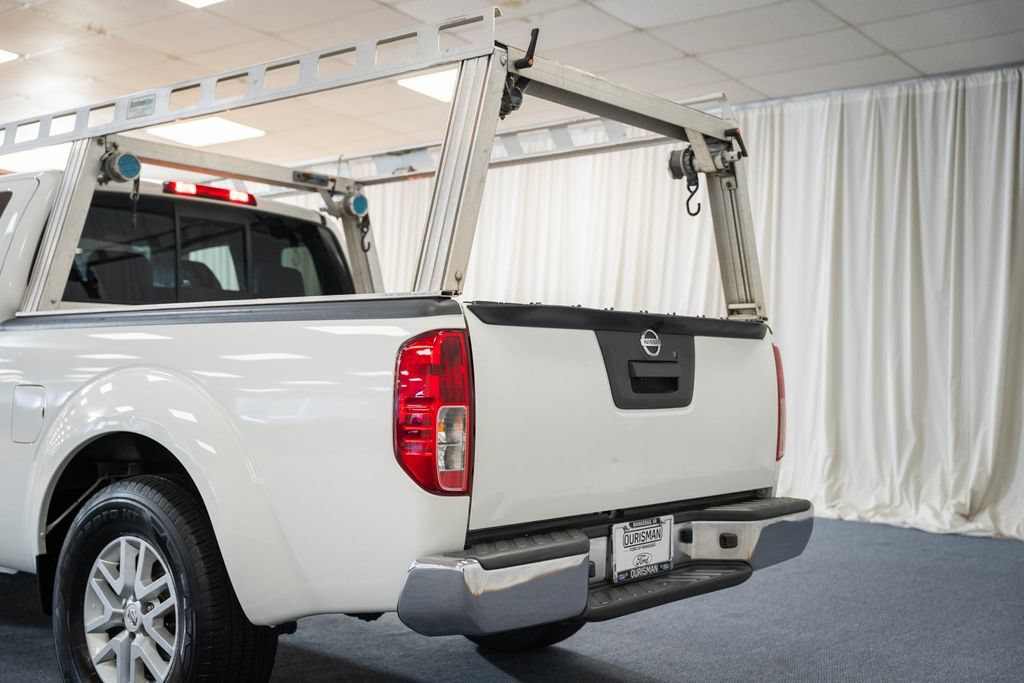 Used 2021 Nissan Frontier SV RWD image 5