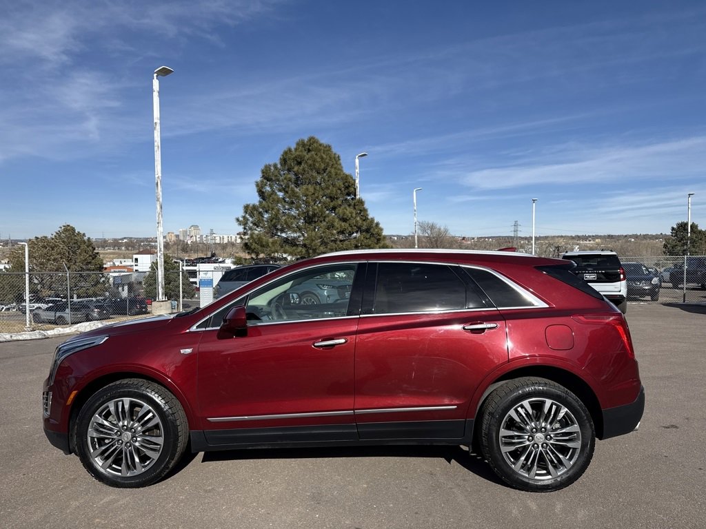 Used 2017 Cadillac XT5 Premium Luxury image 4