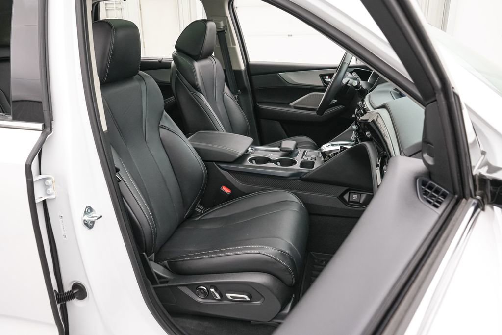 Used 2024 Acura MDX SH-AWD w/ Technology Package image 25