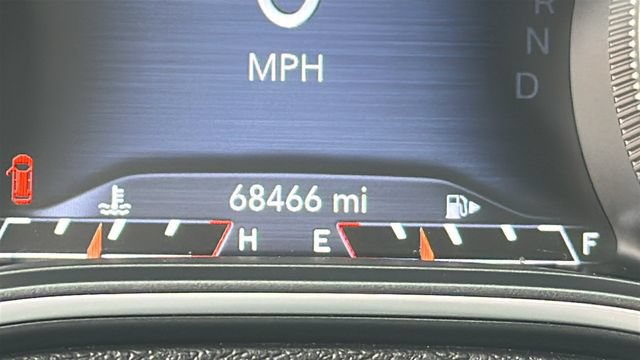 Used 2019 Jeep Cherokee Limited FWD image 27