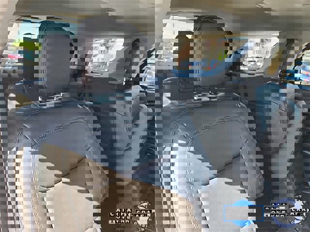 Certified 2022 Ford Explorer XLT w/ Equipment Group 202A image 32