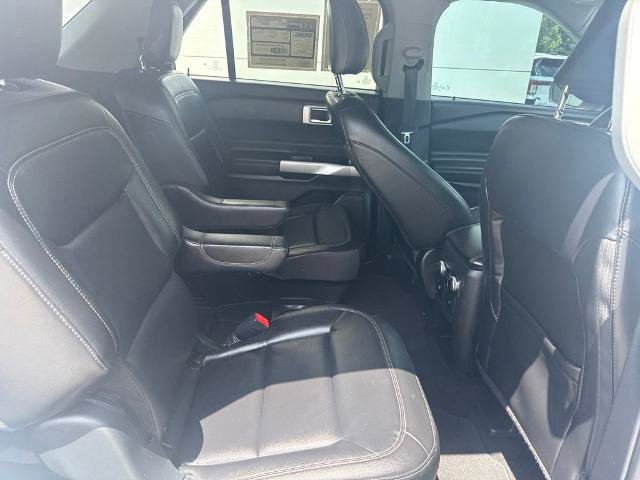 Certified 2021 Ford Explorer XLT w/ Equipment Group 202A RWD image 28