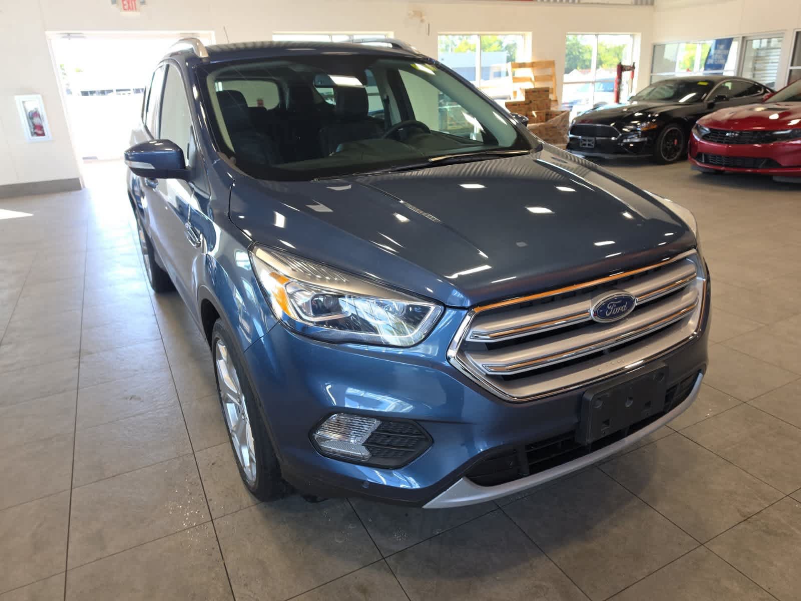Certified 2018 Ford Escape Titanium AWD/4WD image 3