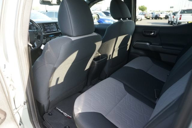 Used 2023 Toyota Tacoma TRD Sport w/ Technology Package RWD image 11