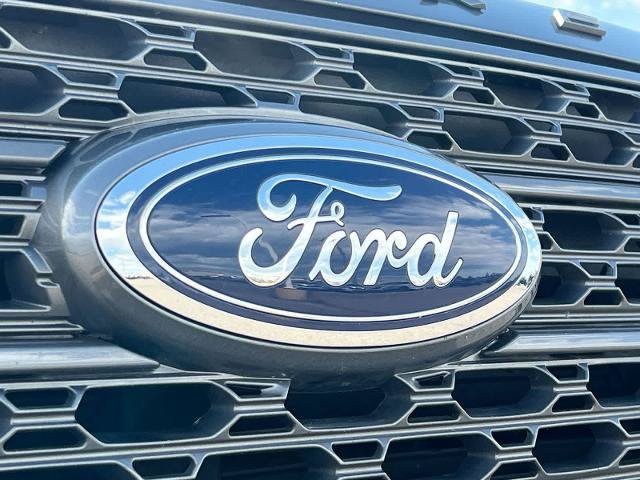 Certified 2024 Ford Explorer XLT w/ Equipment Group 202A AWD/4WD image 13
