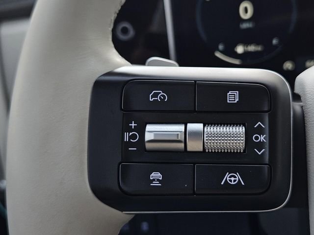 Used 2024 Hyundai Santa Fe Limited image 6