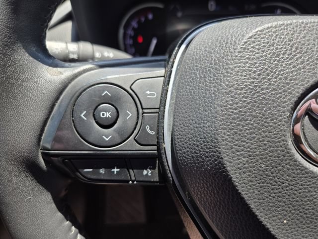 Used 2020 Toyota RAV4 Limited AWD/4WD image 29