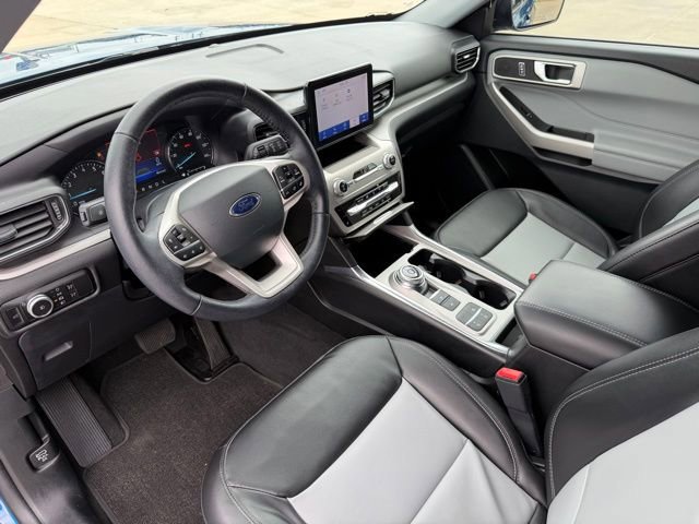 Certified 2023 Ford Explorer XLT w/ Equipment Group 202A image 12