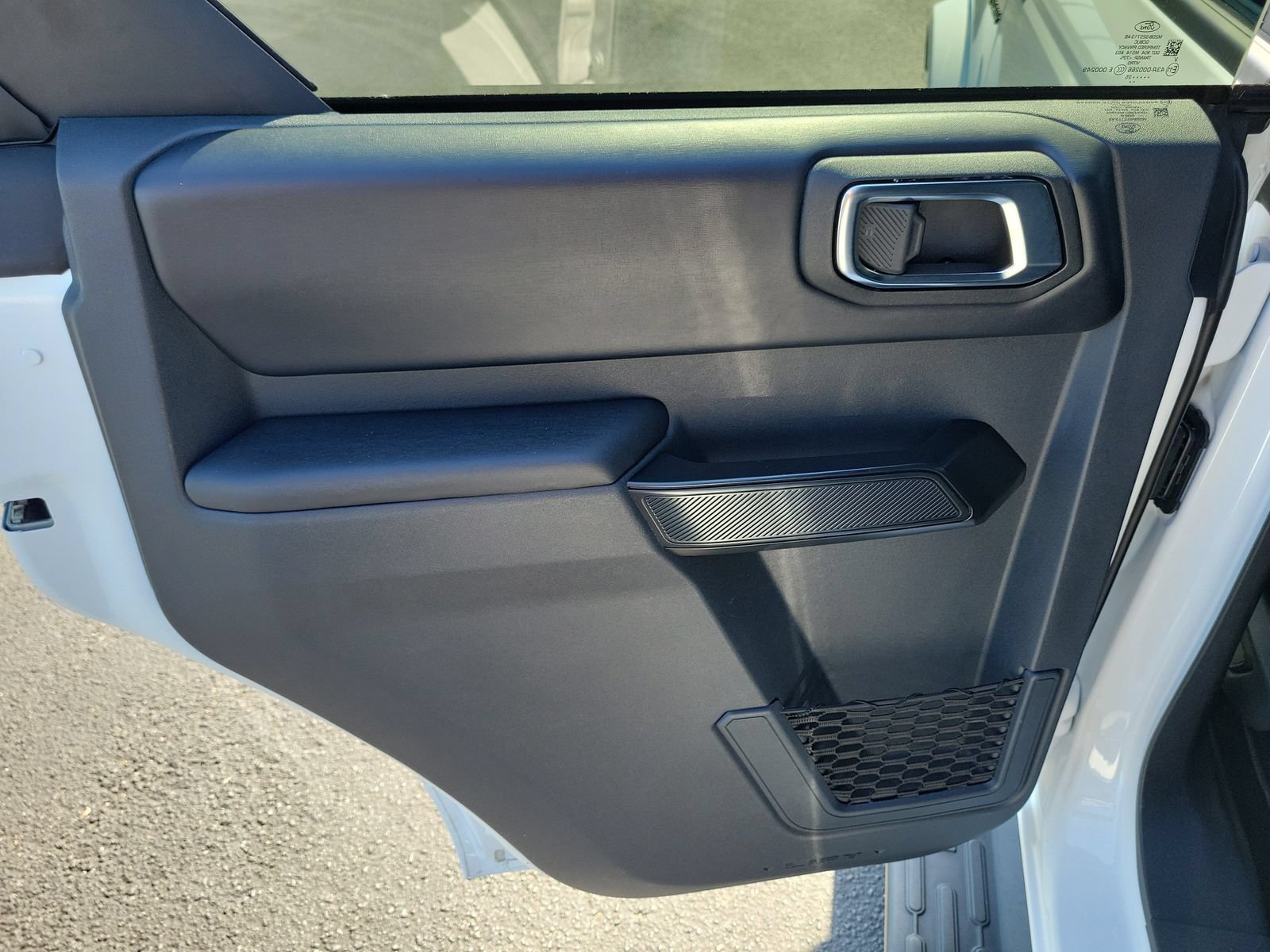 Certified 2025 Ford Bronco Outer Banks AWD/4WD image 8