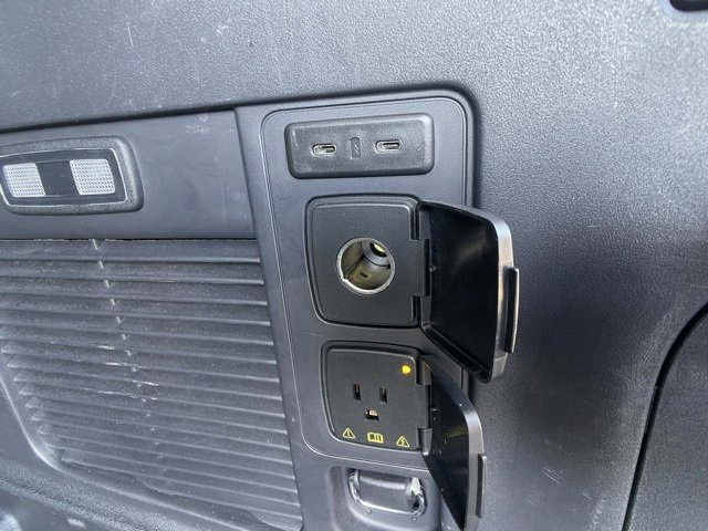 Certified 2025 Ford Expedition Active image 45