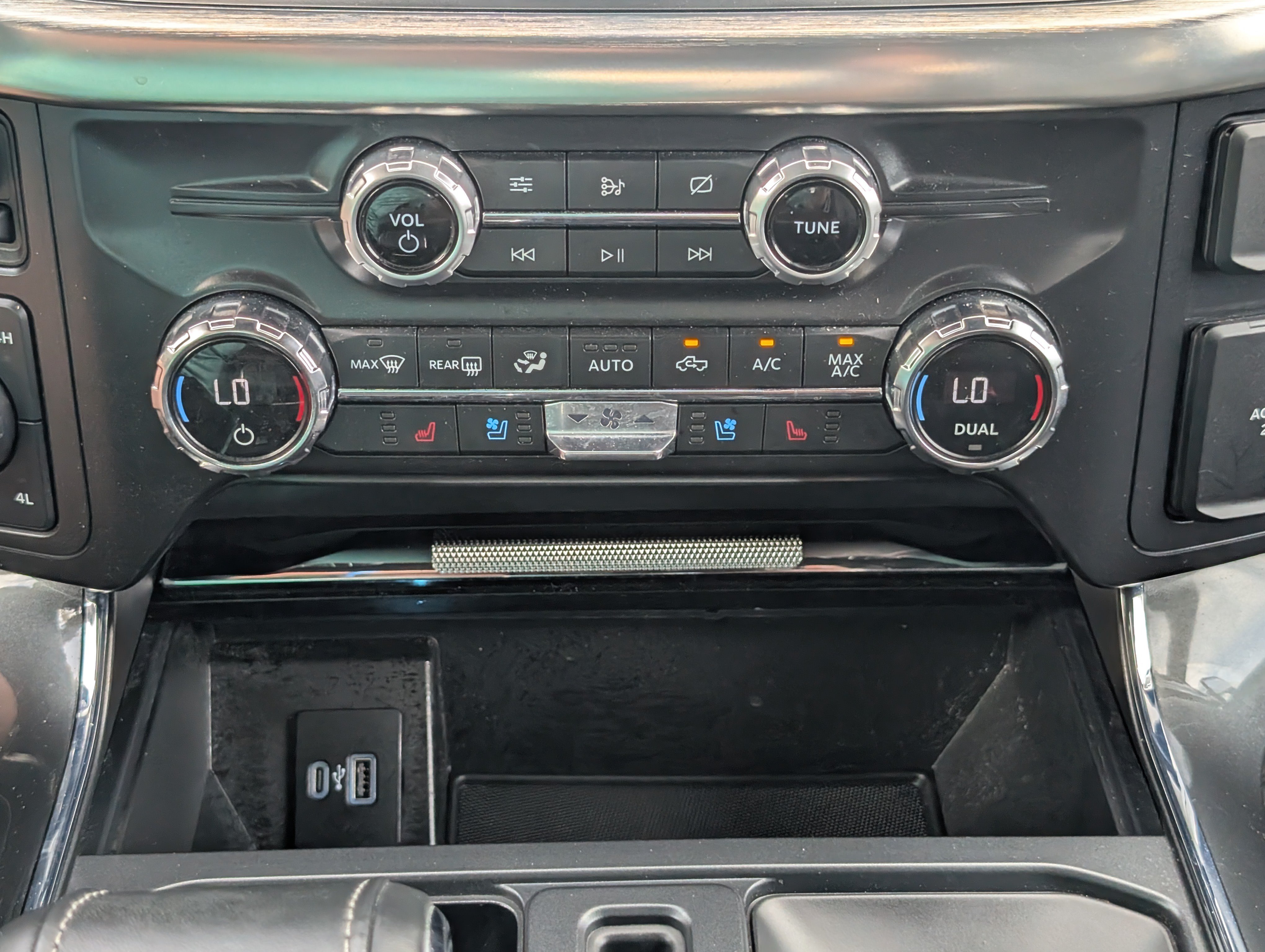 Certified 2021 Ford F150 Lariat w/ Max Trailer Tow Package AWD/4WD image 25
