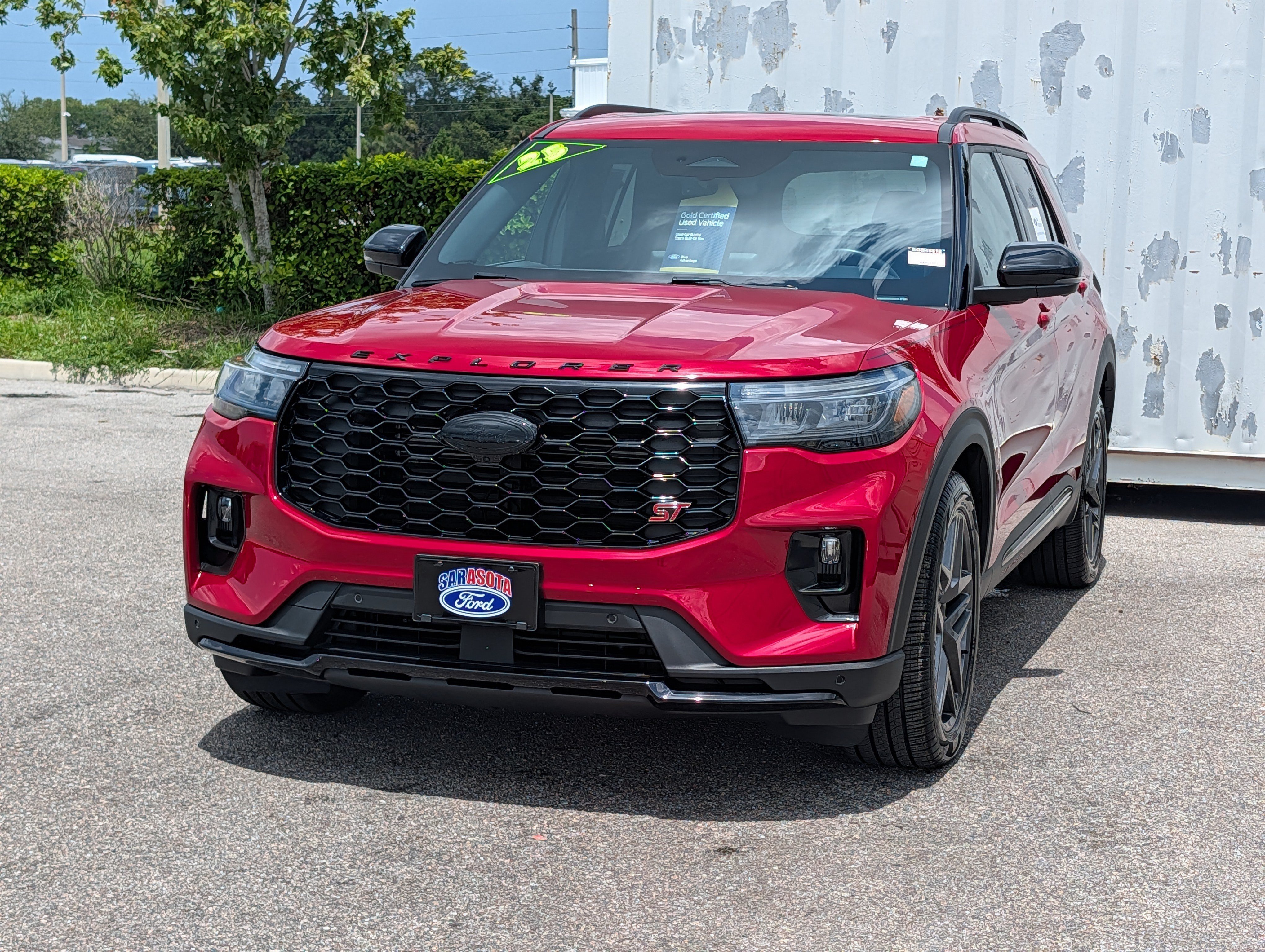Certified 2025 Ford Explorer ST w/ Sun And Sound Package AWD/4WD image 8