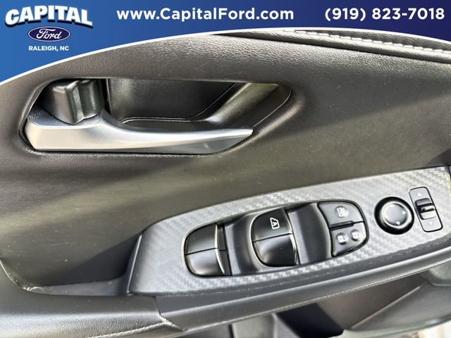 Used 2025 Nissan Sentra SV FWD image 21