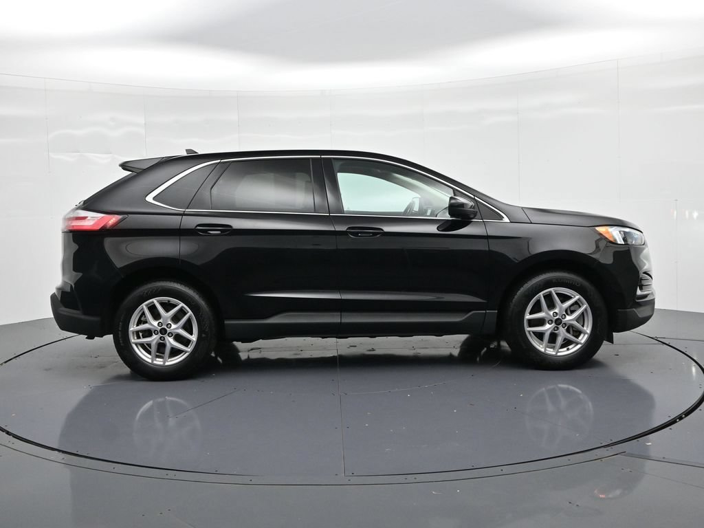 Certified 2024 Ford Edge SEL AWD/4WD image 5
