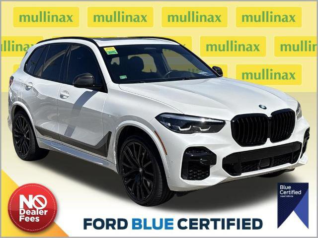 Used 2022 BMW X5 M50i image 1