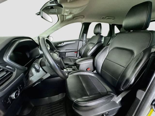 Certified 2024 Ford Escape Platinum AWD/4WD image 12