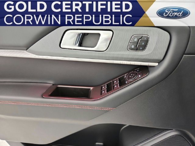 Certified 2026 Ford Explorer ST AWD/4WD image 23