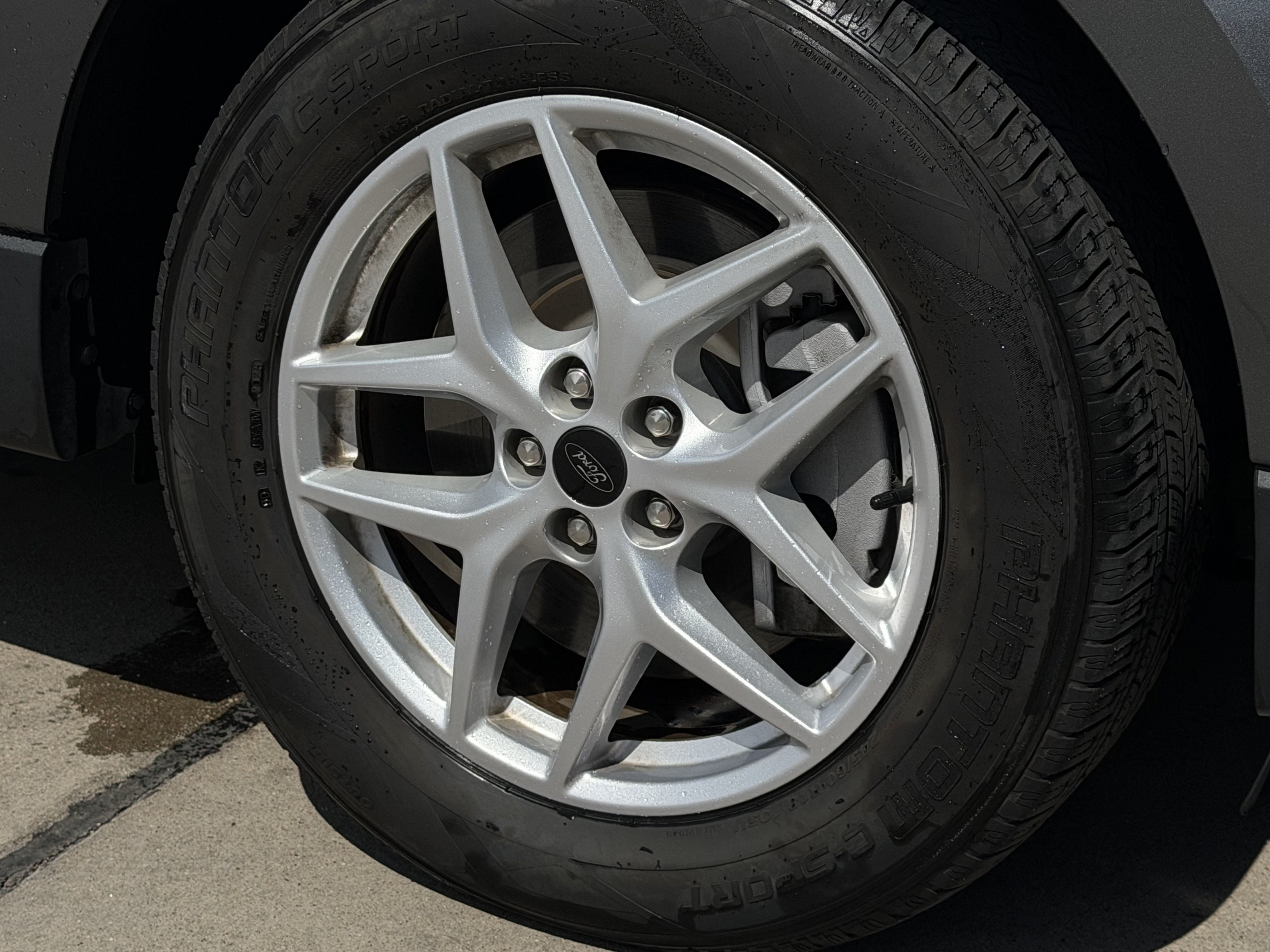 Certified 2024 Ford Edge SEL AWD/4WD image 10