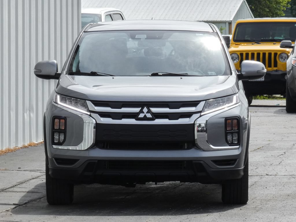 Used 2025 Mitsubishi Outlander Sport AWD image 5