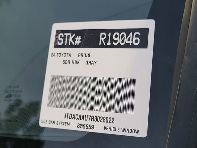 Used 2024 Toyota Prius LE image 30