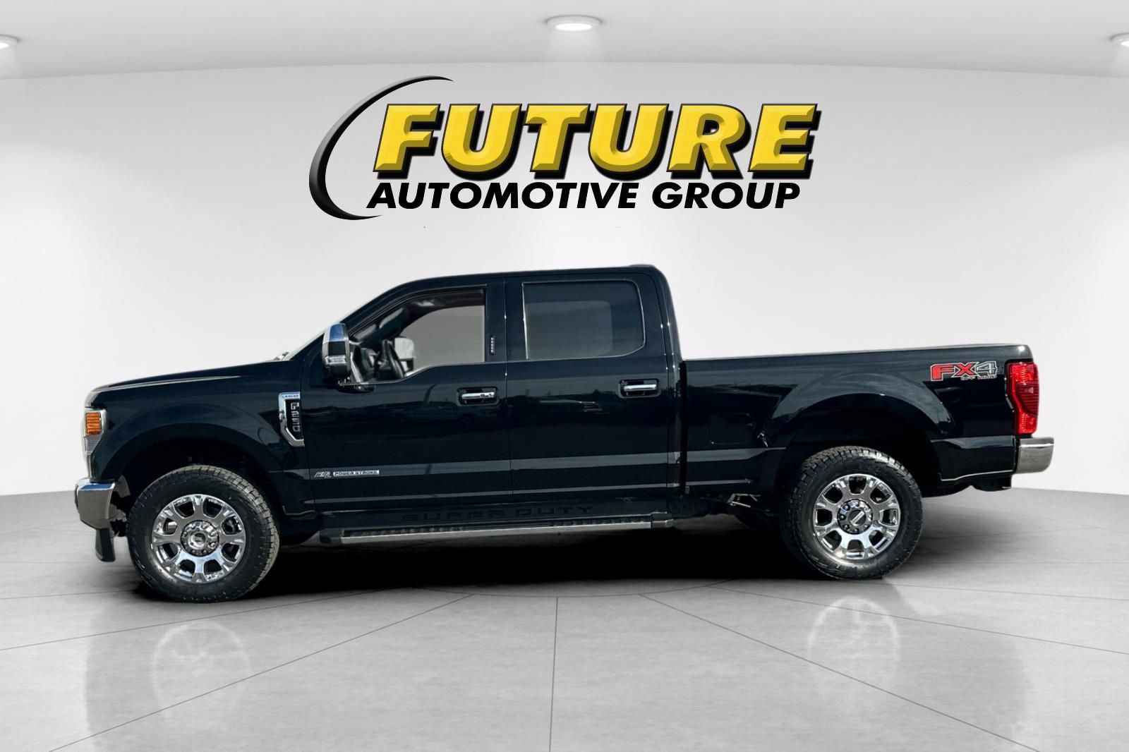 Certified 2022 Ford F250 Lariat w/ Lariat Ultimate Package image 2
