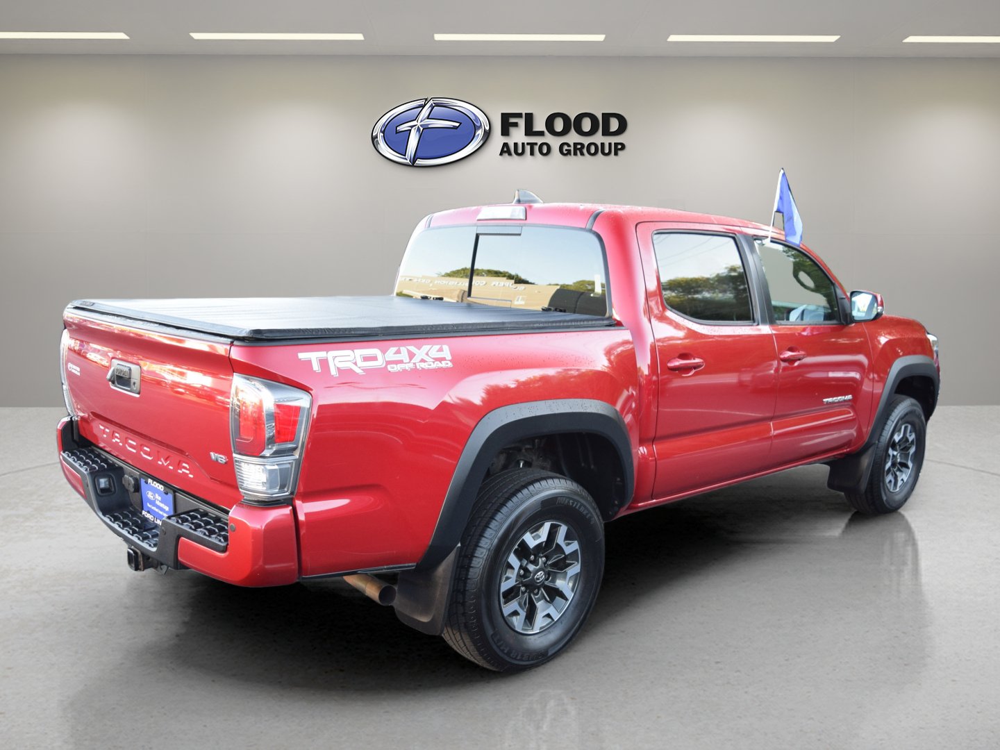Used 2020 Toyota Tacoma TRD Off-Road w/ Technology Package AWD/4WD image 4