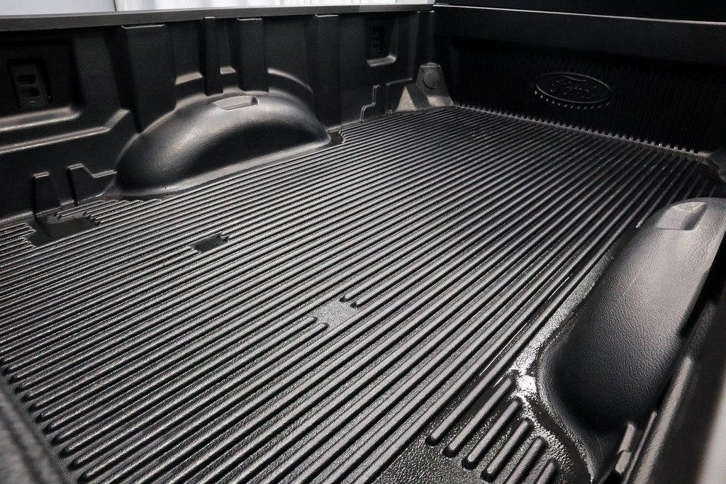 Certified 2024 Ford F250 Lariat w/ Lariat Ultimate Package image 16