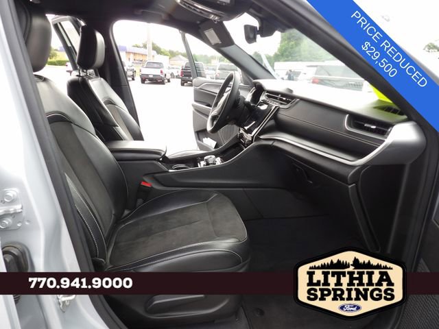 Used 2023 Jeep Grand Cherokee Altitude AWD/4WD image 35