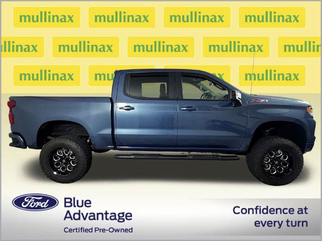 Used 2024 Chevrolet Silverado 1500 RST w/ Z71 Off-Road Package AWD/4WD image 2