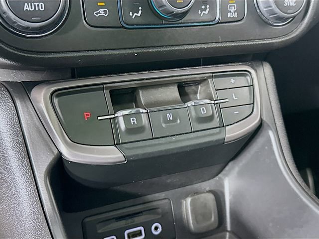 Used 2024 GMC Terrain AT4 image 16