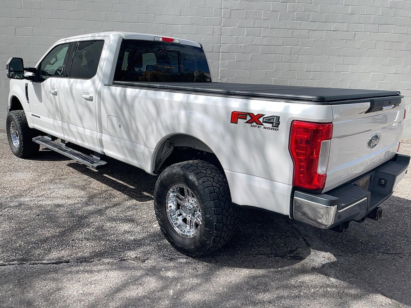 Certified 2018 Ford F350 Lariat w/ Lariat Value Package AWD/4WD image 4