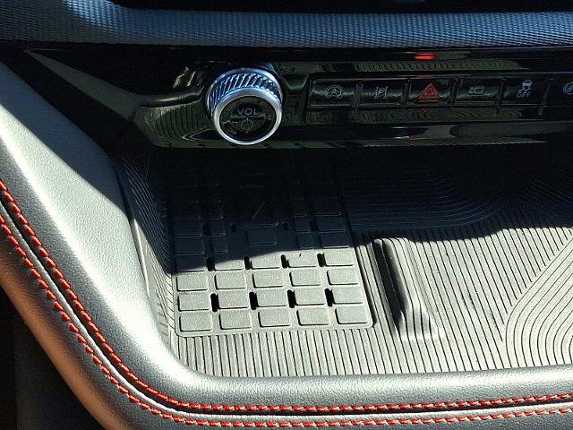 Certified 2025 Ford Explorer ST w/ Sun And Sound Package image 29