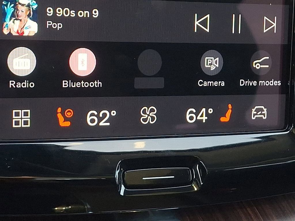 Used 2024 Volvo XC60 B5 Plus w/ Protection Package Premier AWD/4WD image 24