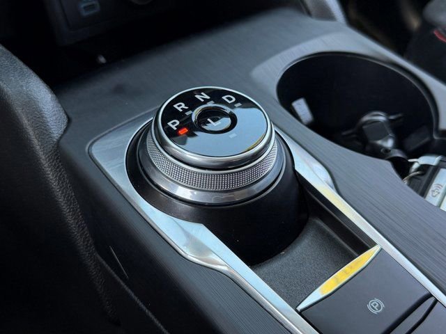 Certified 2021 Ford Escape SEL w/ SEL Stealth AWD Package image 29