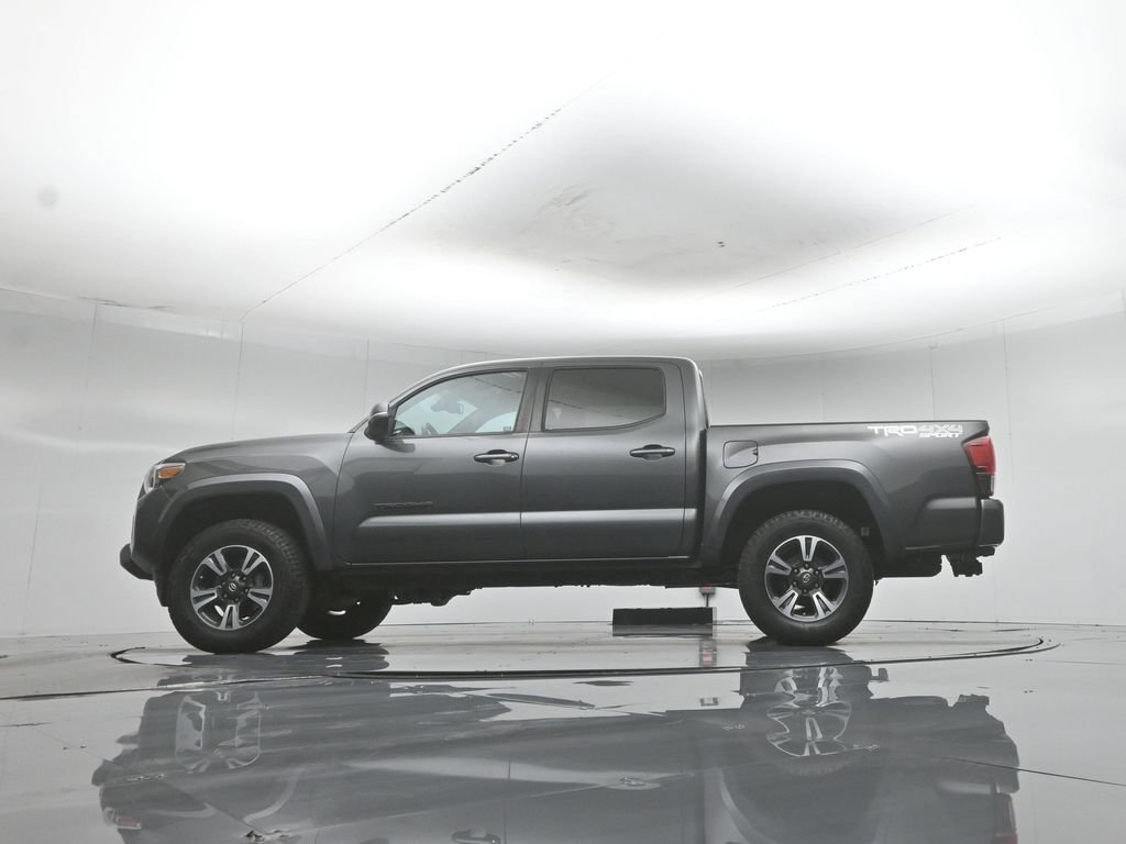 Used 2019 Toyota Tacoma TRD Sport AWD/4WD image 53