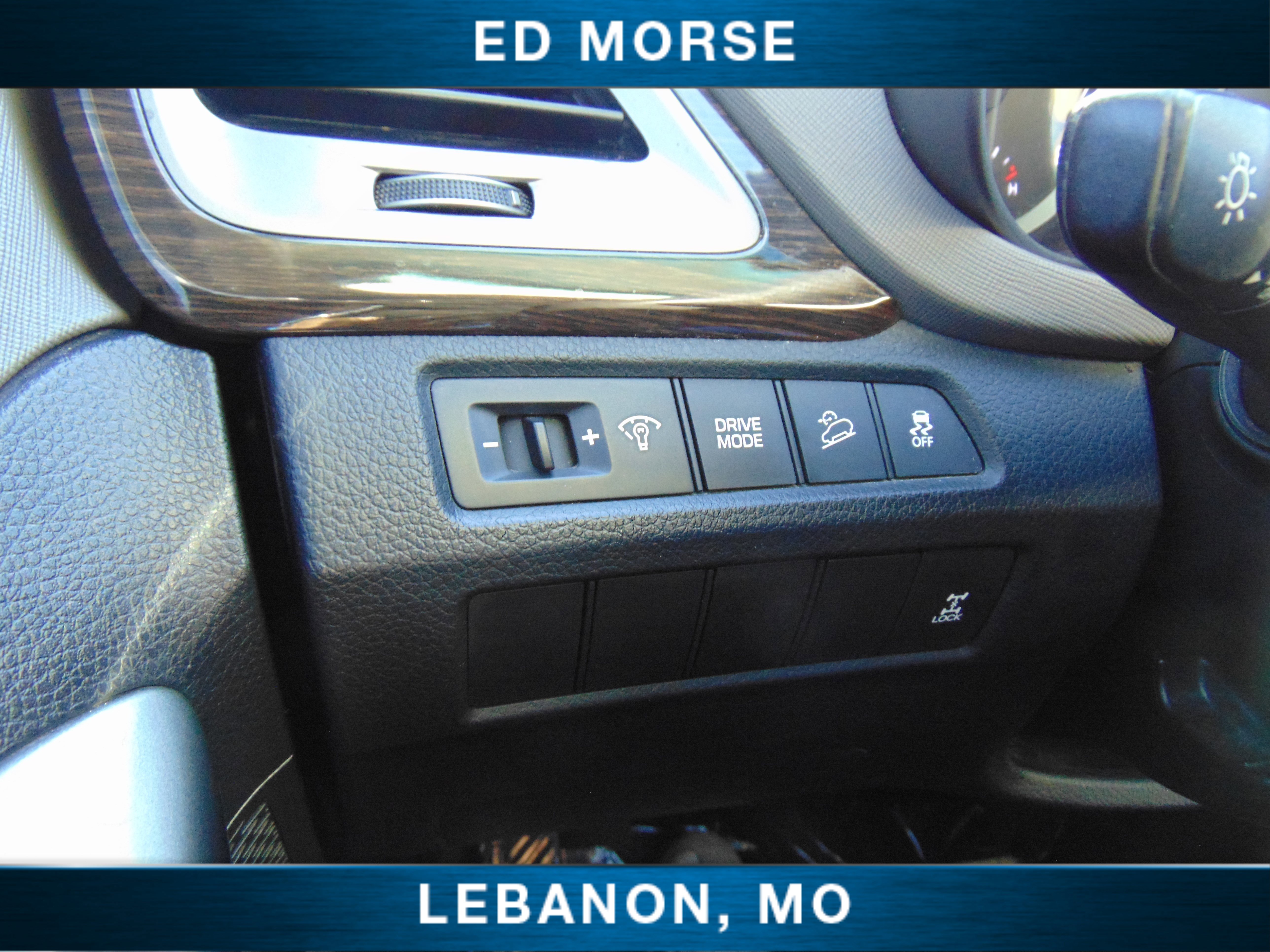 Used 2018 Hyundai Santa Fe Sport image 20