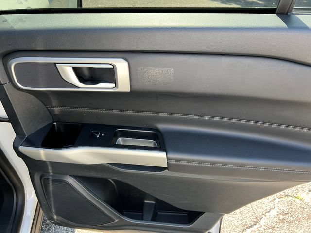 Certified 2023 Ford Explorer XLT RWD image 22
