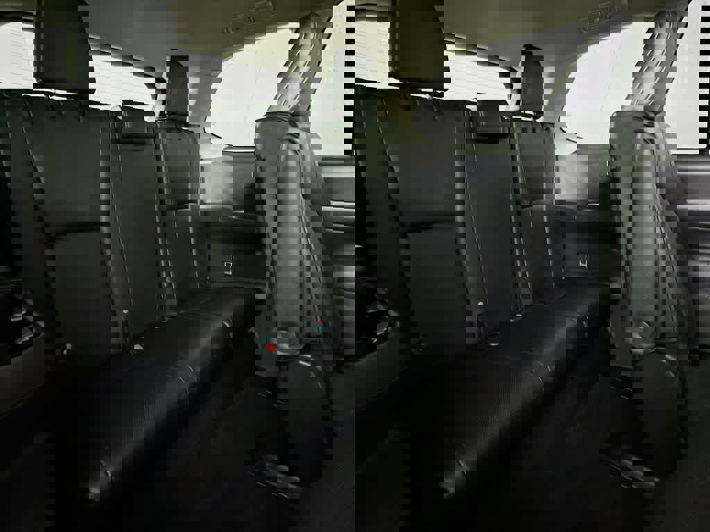 Used 2024 Toyota Grand Highlander XLE image 31